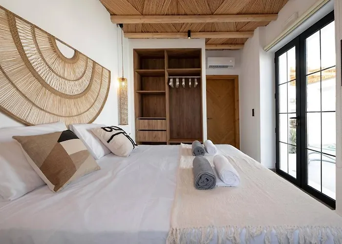 Villa Casacarma Ii, Private Pool, Boho Design, Tradition