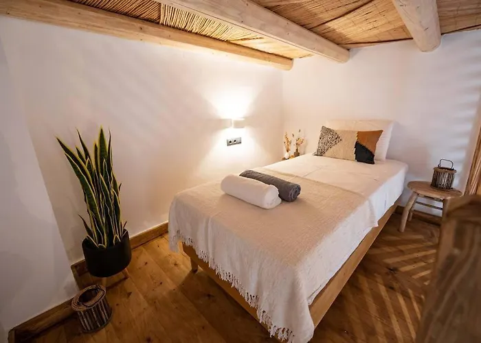 Casacarma Ii, Private Pool, Boho Design, Tradition * Lachania